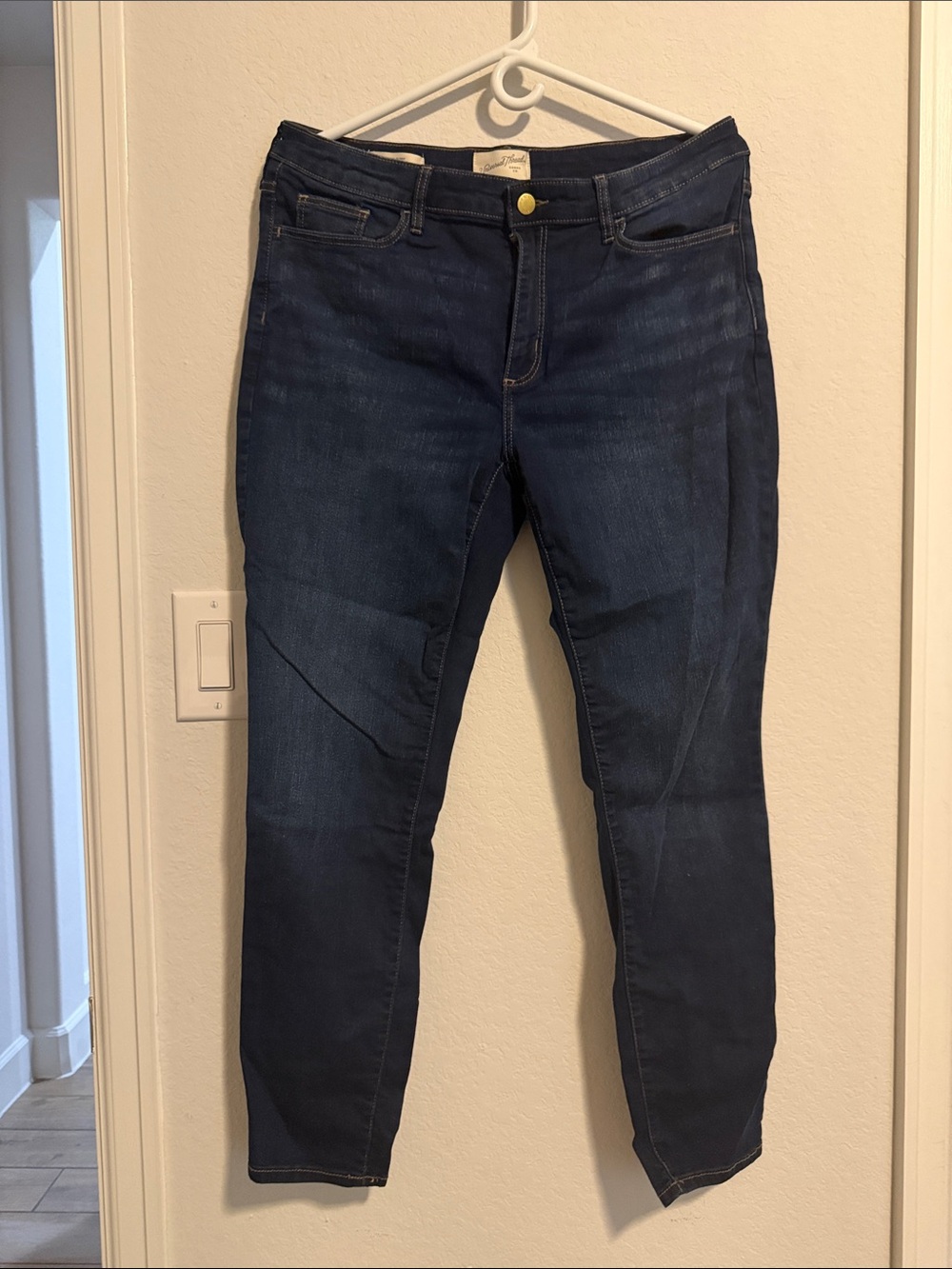 Universal Thread Navy Stretch Skinny Jeans